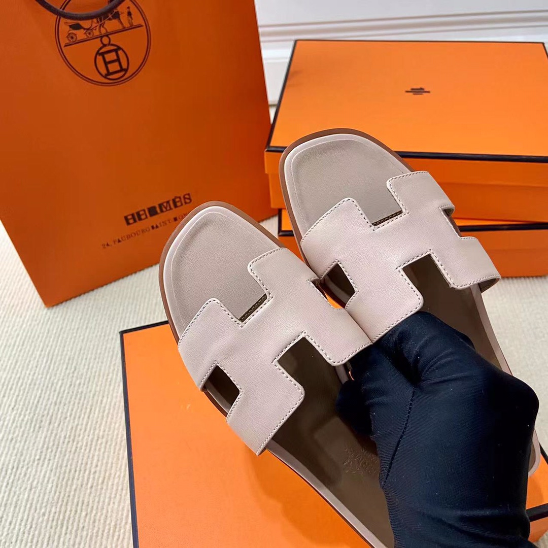 에르메스 올수공 오란 슬리퍼 샌들 스위프트 125